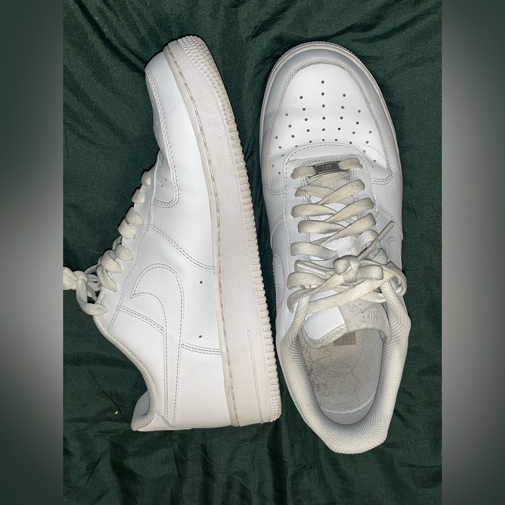 AIR FORCE ONES! MENS GENTLY USED
